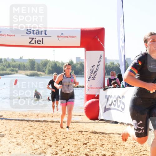 01.09.2024 - 17. Tribühne Triathlon Luisa Fischer http://msf.ph/oto/6896533 01.09.2024 11:23:53 Schwimmen 447, 514, 526, 543 meine-sportfotos.de