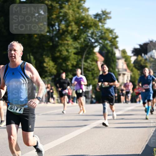 01.09.2024 - BARMER Alsterlauf Dr. Thomas Lammeyer http://msf.ph/oto/6896534 01.09.2024 09:34:46 Laufen 5177 meine-sportfotos.de