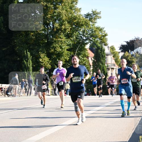 01.09.2024 - BARMER Alsterlauf Dr. Thomas Lammeyer http://msf.ph/oto/6896543 01.09.2024 09:34:47 Laufen 3184, 435, 4499, 2458, 2403 meine-sportfotos.de