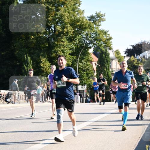 01.09.2024 - BARMER Alsterlauf Dr. Thomas Lammeyer http://msf.ph/oto/6896545 01.09.2024 09:34:47 Laufen 3184, 435, 4499, 2004, 58, 2403 meine-sportfotos.de