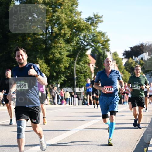 01.09.2024 - BARMER Alsterlauf Dr. Thomas Lammeyer http://msf.ph/oto/6896553 01.09.2024 09:34:48 Laufen 841, 4499, 458, 2403 meine-sportfotos.de