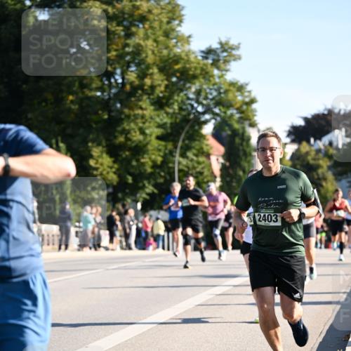01.09.2024 - BARMER Alsterlauf Dr. Thomas Lammeyer http://msf.ph/oto/6896576 01.09.2024 09:34:50 Laufen 2403 meine-sportfotos.de