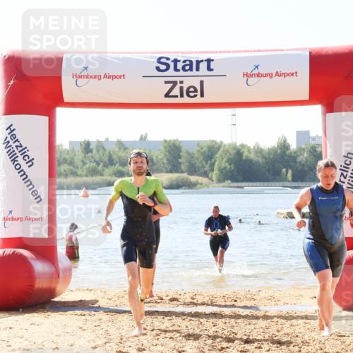 01.09.2024 - 17. Tribühne Triathlon Luisa Fischer http://msf.ph/oto/6896577 01.09.2024 11:24:07 Schwimmen 451, 493, 505, 534 meine-sportfotos.de