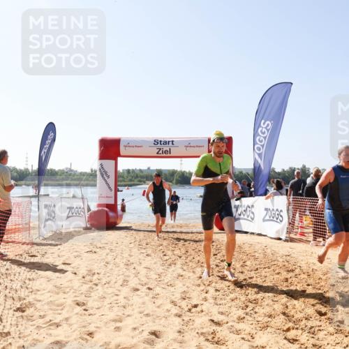 01.09.2024 - 17. Tribühne Triathlon Luisa Fischer http://msf.ph/oto/6896591 01.09.2024 11:24:09 Schwimmen 451, 493, 505, 534 meine-sportfotos.de