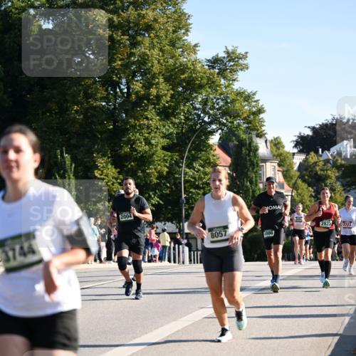 01.09.2024 - BARMER Alsterlauf Dr. Thomas Lammeyer http://msf.ph/oto/6896600 01.09.2024 09:34:52 Laufen 2004, 3744, 2923, 8057, 2723, 4986 meine-sportfotos.de
