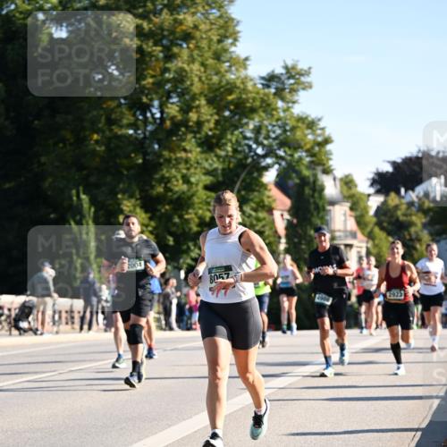 01.09.2024 - BARMER Alsterlauf Dr. Thomas Lammeyer http://msf.ph/oto/6896613 01.09.2024 09:34:52 Laufen 2004, 8057, 4986, 2923 meine-sportfotos.de