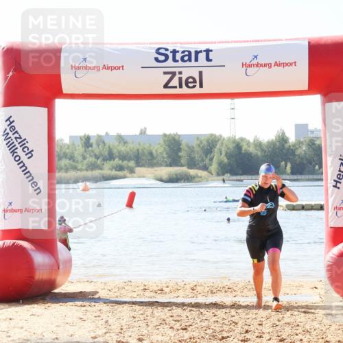 01.09.2024 - 17. Tribühne Triathlon Luisa Fischer http://msf.ph/oto/6896700 01.09.2024 11:25:13 Schwimmen 546 meine-sportfotos.de