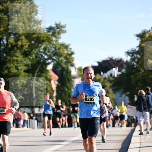 01.09.2024 - BARMER Alsterlauf Dr. Thomas Lammeyer http://msf.ph/oto/6896702 01.09.2024 09:35:00 Laufen 005, 8282 meine-sportfotos.de