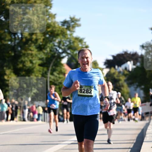 01.09.2024 - BARMER Alsterlauf Dr. Thomas Lammeyer http://msf.ph/oto/6896717 01.09.2024 09:35:01 Laufen 35, 8282 meine-sportfotos.de
