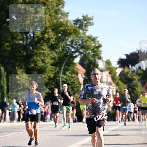01.09.2024 - BARMER Alsterlauf Dr. Thomas Lammeyer http://msf.ph/oto/6896739 01.09.2024 09:35:03 Laufen 233, 2116 meine-sportfotos.de