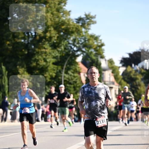 01.09.2024 - BARMER Alsterlauf Dr. Thomas Lammeyer http://msf.ph/oto/6896743 01.09.2024 09:35:03 Laufen  meine-sportfotos.de