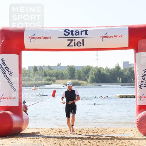 01.09.2024 - 17. Tribühne Triathlon Luisa Fischer http://msf.ph/oto/6896744 01.09.2024 11:25:22 Schwimmen 496, 546 meine-sportfotos.de