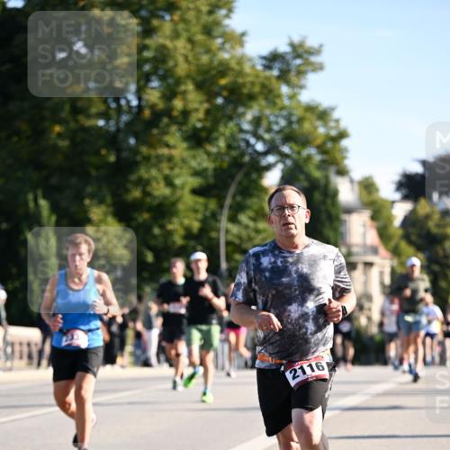01.09.2024 - BARMER Alsterlauf Dr. Thomas Lammeyer http://msf.ph/oto/6896754 01.09.2024 09:35:04 Laufen 2116 meine-sportfotos.de