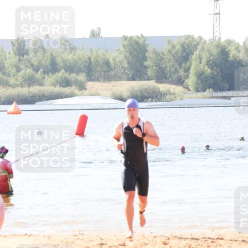 01.09.2024 - 17. Tribühne Triathlon Luisa Fischer http://msf.ph/oto/6896771 01.09.2024 11:25:51 Schwimmen 483 meine-sportfotos.de