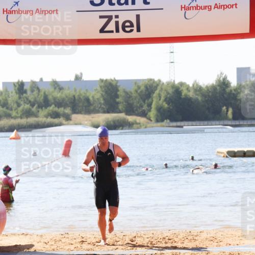 01.09.2024 - 17. Tribühne Triathlon Luisa Fischer http://msf.ph/oto/6896778 01.09.2024 11:25:52 Schwimmen 483 meine-sportfotos.de