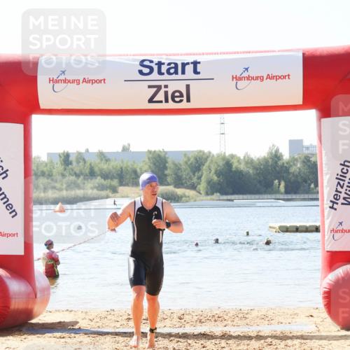 01.09.2024 - 17. Tribühne Triathlon Luisa Fischer http://msf.ph/oto/6896788 01.09.2024 11:25:54 Schwimmen 483 meine-sportfotos.de