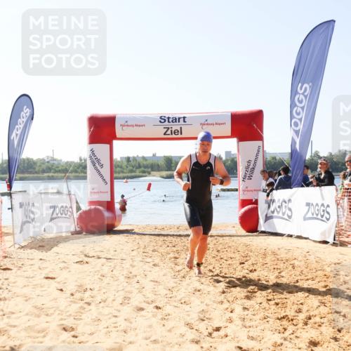 01.09.2024 - 17. Tribühne Triathlon Luisa Fischer http://msf.ph/oto/6896803 01.09.2024 11:25:56 Schwimmen 483 meine-sportfotos.de