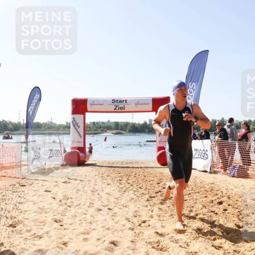 01.09.2024 - 17. Tribühne Triathlon Luisa Fischer http://msf.ph/oto/6896810 01.09.2024 11:25:57 Schwimmen 483 meine-sportfotos.de