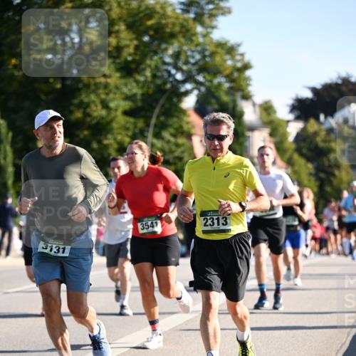 01.09.2024 - BARMER Alsterlauf Dr. Thomas Lammeyer http://msf.ph/oto/6896816 01.09.2024 09:35:10 Laufen 3131, 3541, 2313 meine-sportfotos.de