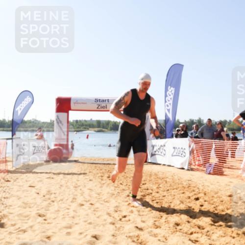 01.09.2024 - 17. Tribühne Triathlon Luisa Fischer http://msf.ph/oto/6896821 01.09.2024 11:26:19 Schwimmen 529 meine-sportfotos.de