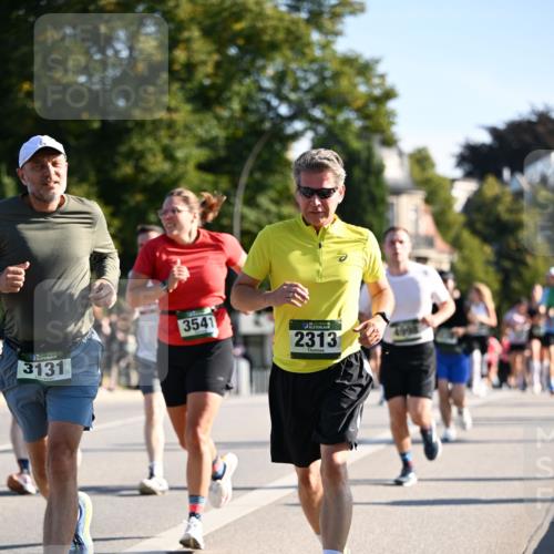 01.09.2024 - BARMER Alsterlauf Dr. Thomas Lammeyer http://msf.ph/oto/6896822 01.09.2024 09:35:10 Laufen 3131, 3541, 2313 meine-sportfotos.de