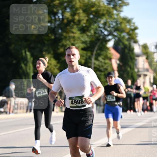 01.09.2024 - BARMER Alsterlauf Dr. Thomas Lammeyer http://msf.ph/oto/6896859 01.09.2024 09:35:12 Laufen 4634, 4998, 1226 meine-sportfotos.de