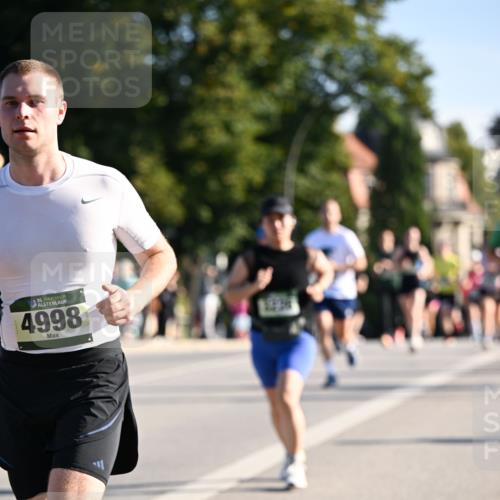 01.09.2024 - BARMER Alsterlauf Dr. Thomas Lammeyer http://msf.ph/oto/6896875 01.09.2024 09:35:13 Laufen 35, 4998 meine-sportfotos.de