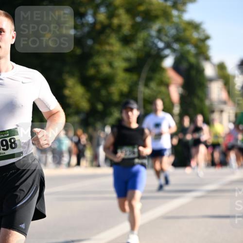 01.09.2024 - BARMER Alsterlauf Dr. Thomas Lammeyer http://msf.ph/oto/6896879 01.09.2024 09:35:13 Laufen 98 meine-sportfotos.de