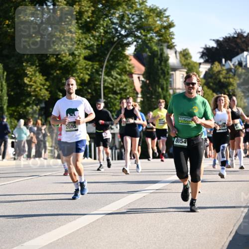 01.09.2024 - BARMER Alsterlauf Dr. Thomas Lammeyer http://msf.ph/oto/6896890 01.09.2024 09:35:15 Laufen 2605, 06, 8054, 40 meine-sportfotos.de