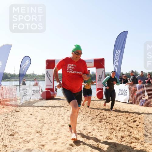 01.09.2024 - 17. Tribühne Triathlon Luisa Fischer http://msf.ph/oto/6896935 01.09.2024 11:26:41 Schwimmen 485, 507, 508, 520, 536 meine-sportfotos.de
