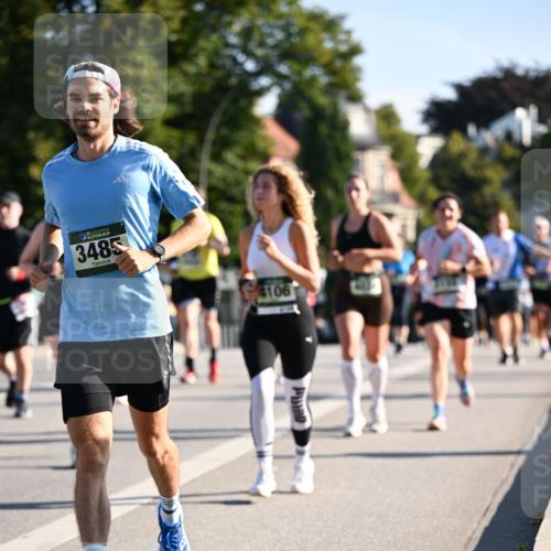 01.09.2024 - BARMER Alsterlauf Dr. Thomas Lammeyer http://msf.ph/oto/6896952 01.09.2024 09:35:18 Laufen 3485, 4106 meine-sportfotos.de