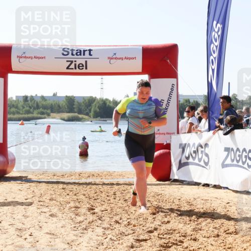 01.09.2024 - 17. Tribühne Triathlon Luisa Fischer http://msf.ph/oto/6897036 01.09.2024 11:34:29 Schwimmen 533 meine-sportfotos.de