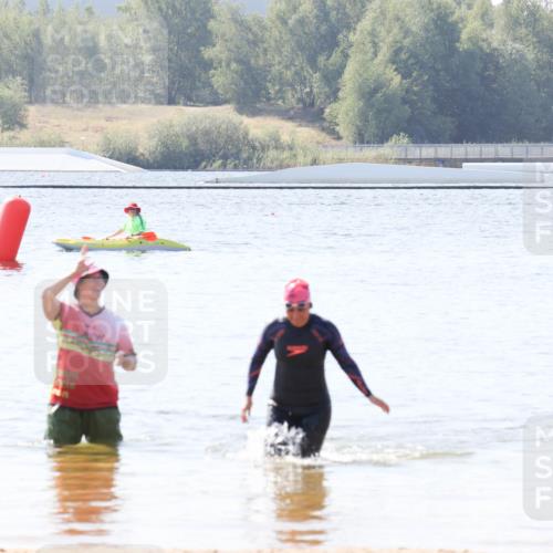 01.09.2024 - 17. Tribühne Triathlon Luisa Fischer http://msf.ph/oto/6897054 01.09.2024 11:35:16 Schwimmen 522 meine-sportfotos.de