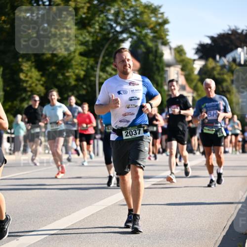 01.09.2024 - BARMER Alsterlauf Dr. Thomas Lammeyer http://msf.ph/oto/6897056 01.09.2024 09:35:23 Laufen 60, 2037 meine-sportfotos.de