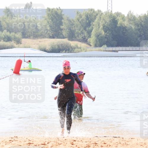 01.09.2024 - 17. Tribühne Triathlon Luisa Fischer http://msf.ph/oto/6897067 01.09.2024 11:35:19 Schwimmen 522 meine-sportfotos.de