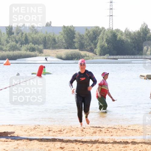 01.09.2024 - 17. Tribühne Triathlon Luisa Fischer http://msf.ph/oto/6897073 01.09.2024 11:35:20 Schwimmen 522 meine-sportfotos.de