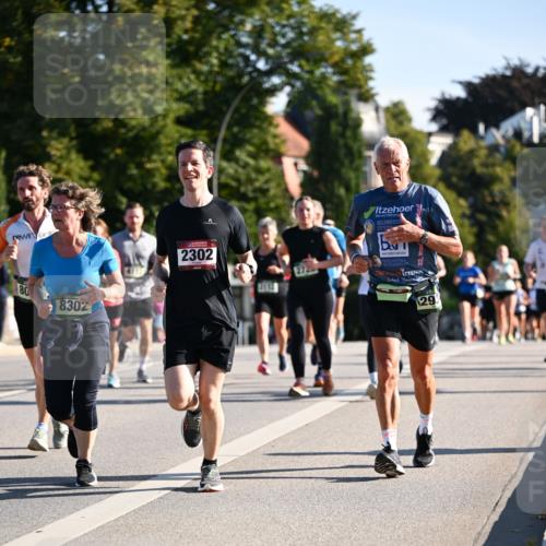 01.09.2024 - BARMER Alsterlauf Dr. Thomas Lammeyer http://msf.ph/oto/6897087 01.09.2024 09:35:25 Laufen 80, 8302, 2302, 29 meine-sportfotos.de