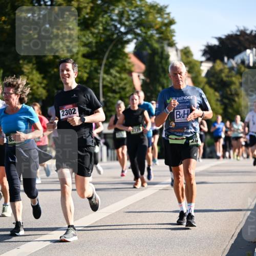 01.09.2024 - BARMER Alsterlauf Dr. Thomas Lammeyer http://msf.ph/oto/6897096 01.09.2024 09:35:25 Laufen 2302 meine-sportfotos.de