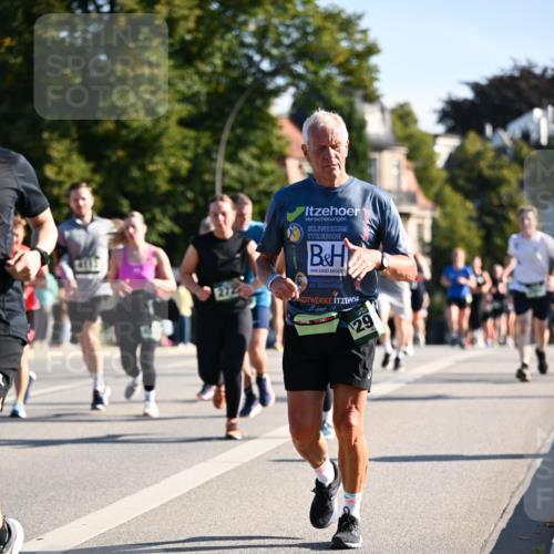 01.09.2024 - BARMER Alsterlauf Dr. Thomas Lammeyer http://msf.ph/oto/6897114 01.09.2024 09:35:26 Laufen 29 meine-sportfotos.de