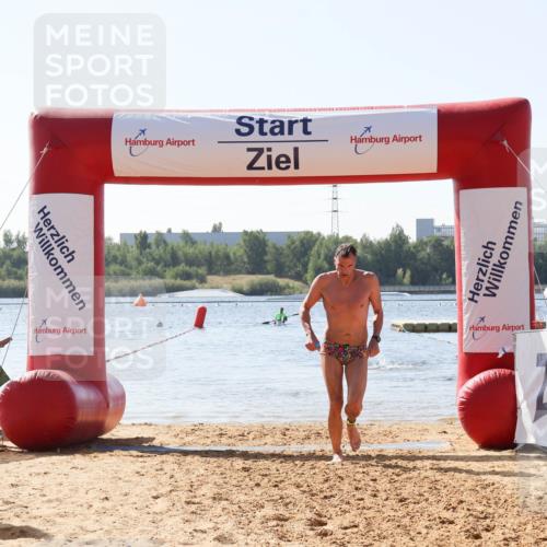 01.09.2024 - 17. Tribühne Triathlon Luisa Fischer http://msf.ph/oto/6897148 01.09.2024 11:38:45 Schwimmen 649 meine-sportfotos.de