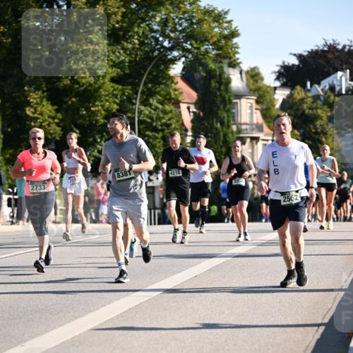 01.09.2024 - BARMER Alsterlauf Dr. Thomas Lammeyer http://msf.ph/oto/6897149 01.09.2024 09:35:29 Laufen 2733, 8381, 4218, 3956, 2562 meine-sportfotos.de