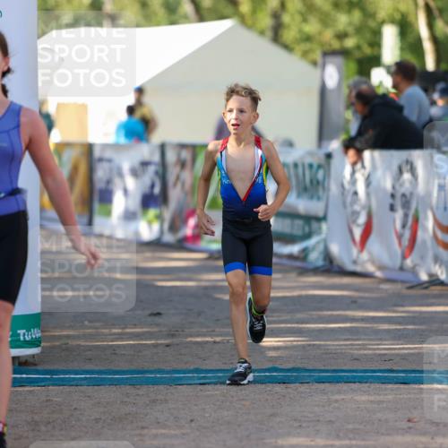 01.09.2024 - 17. Tribühne Triathlon Michael Strokosch http://msf.ph/oto/6897153 01.09.2024 09:50:57 Ziel 81, 87 meine-sportfotos.de
