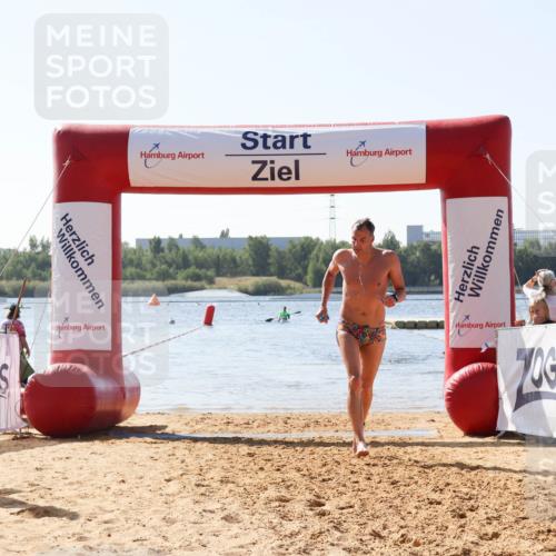 01.09.2024 - 17. Tribühne Triathlon Luisa Fischer http://msf.ph/oto/6897158 01.09.2024 11:38:45 Schwimmen 649 meine-sportfotos.de