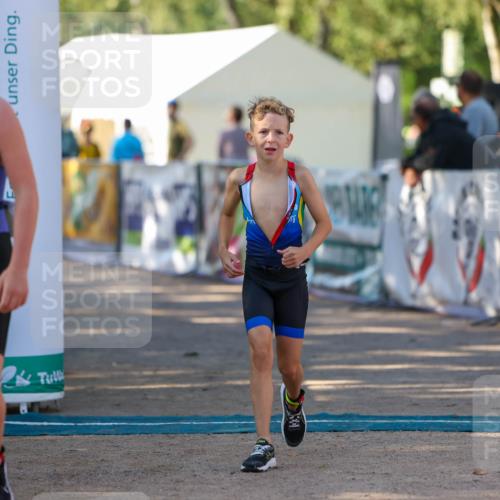 01.09.2024 - 17. Tribühne Triathlon Michael Strokosch http://msf.ph/oto/6897169 01.09.2024 09:50:58 Ziel 81, 87 meine-sportfotos.de