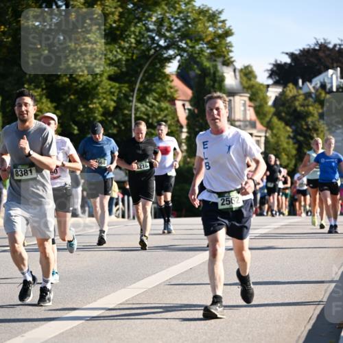 01.09.2024 - BARMER Alsterlauf Dr. Thomas Lammeyer http://msf.ph/oto/6897175 01.09.2024 09:35:30 Laufen 568, 1218, 8381, 1, 2562 meine-sportfotos.de