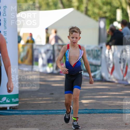 01.09.2024 - 17. Tribühne Triathlon Michael Strokosch http://msf.ph/oto/6897178 01.09.2024 09:50:59 Ziel 81, 87 meine-sportfotos.de