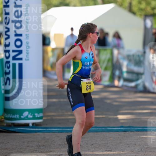 01.09.2024 - 17. Tribühne Triathlon Michael Strokosch http://msf.ph/oto/6897229 01.09.2024 09:51:11 Ziel 84, 129 meine-sportfotos.de