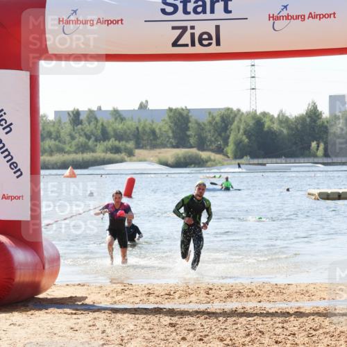 01.09.2024 - 17. Tribühne Triathlon Luisa Fischer http://msf.ph/oto/6897234 01.09.2024 11:40:12 Schwimmen 646, 668, 712 meine-sportfotos.de