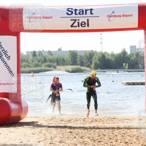 01.09.2024 - 17. Tribühne Triathlon Luisa Fischer http://msf.ph/oto/6897246 01.09.2024 11:40:13 Schwimmen 646, 668, 712 meine-sportfotos.de