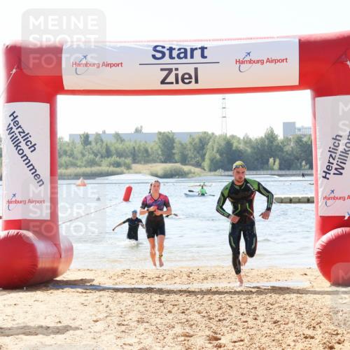 01.09.2024 - 17. Tribühne Triathlon Luisa Fischer http://msf.ph/oto/6897257 01.09.2024 11:40:14 Schwimmen 646, 668, 712 meine-sportfotos.de